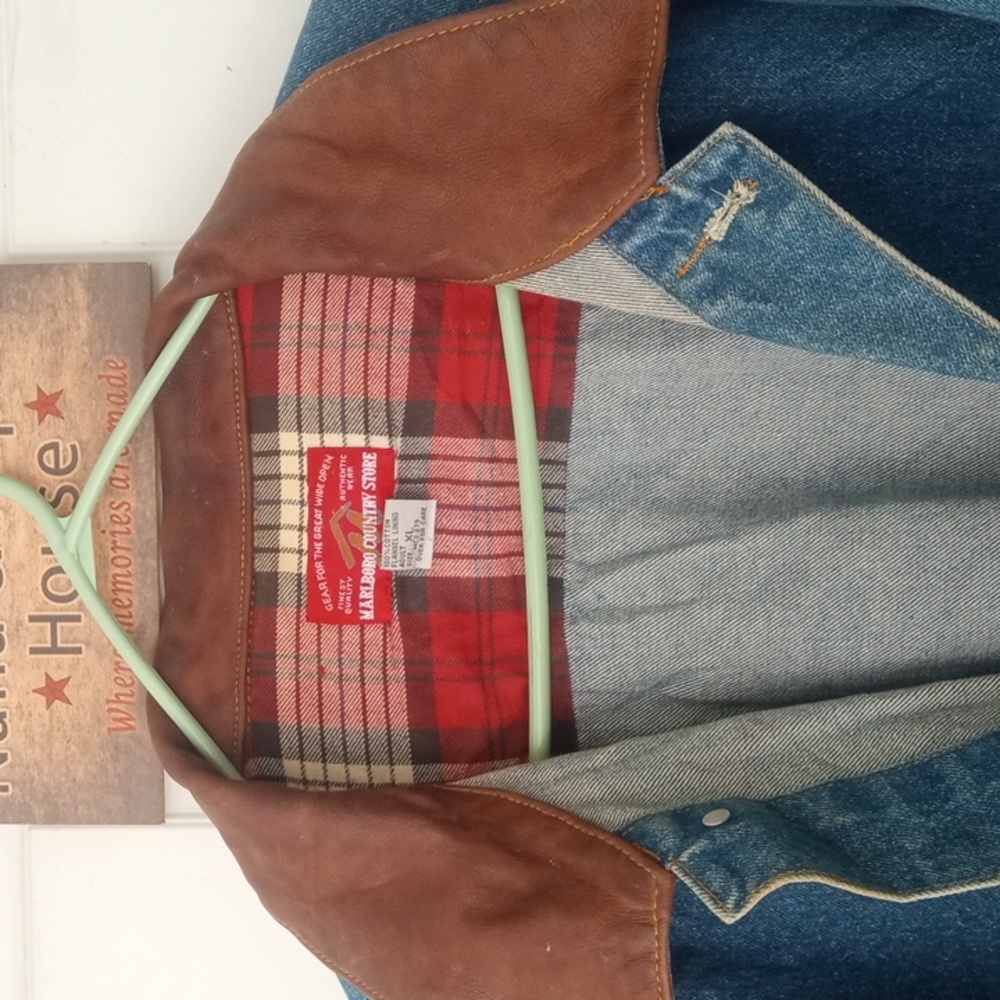 Men's Vintage Extra Large Marlboro Denim Jacket - Picture 3 of 5